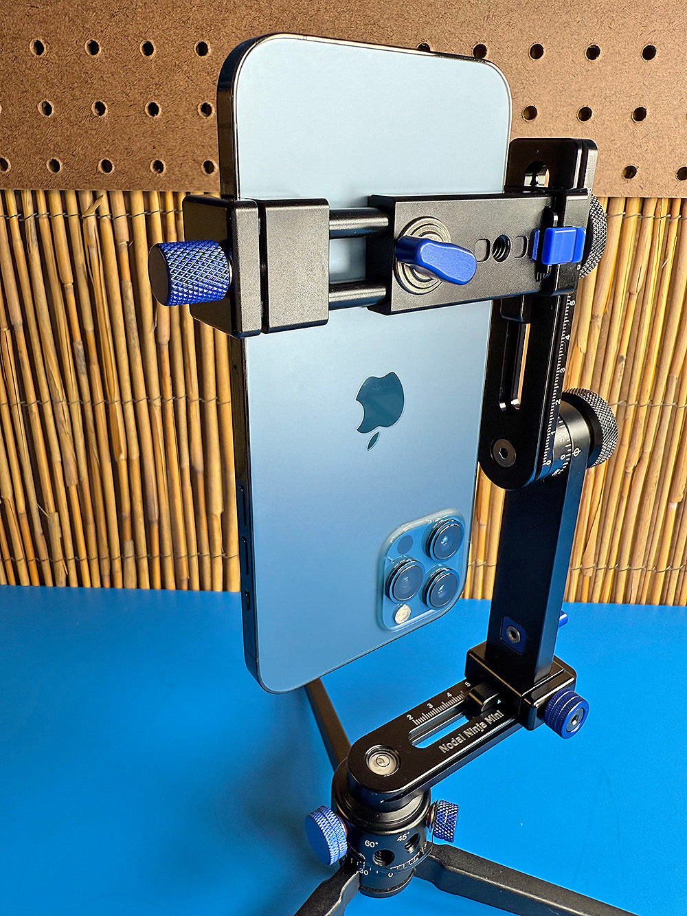 Phone Holder - F0102